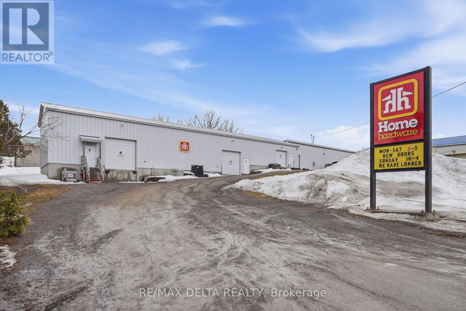 17 Main Street E, Champlain, ON