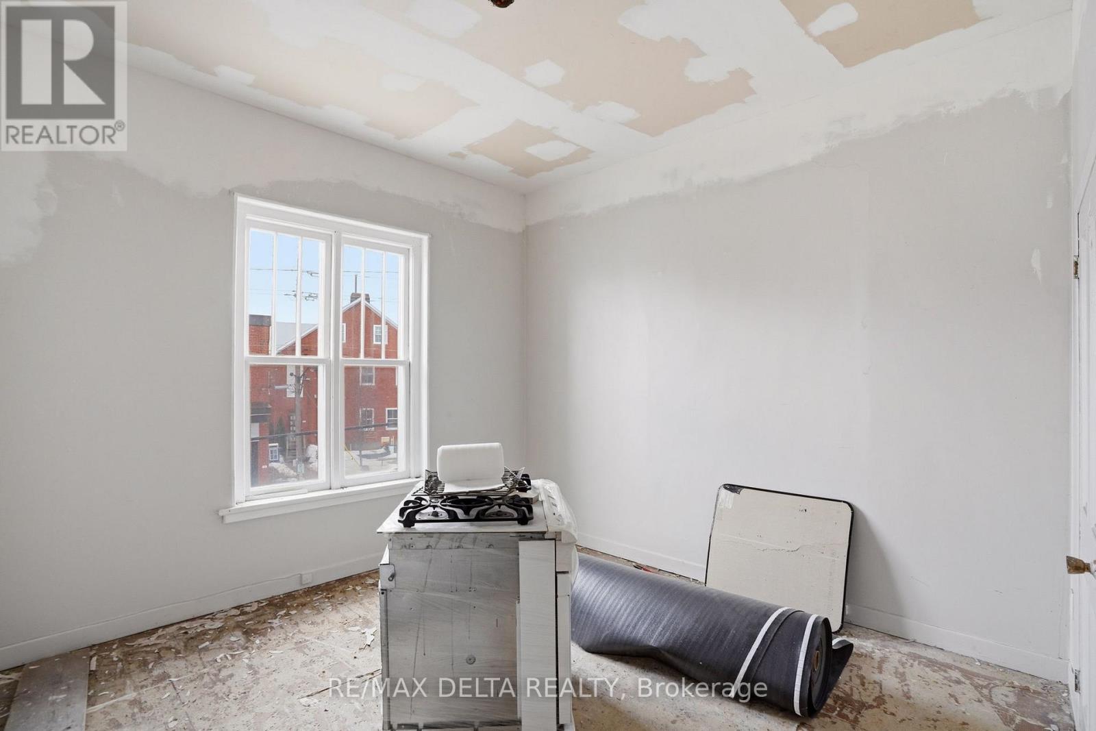 17 Main Street E, Champlain, ON