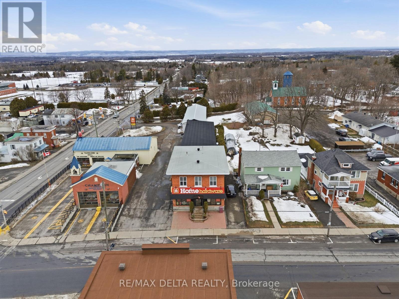 17 Main Street E, Champlain, ON