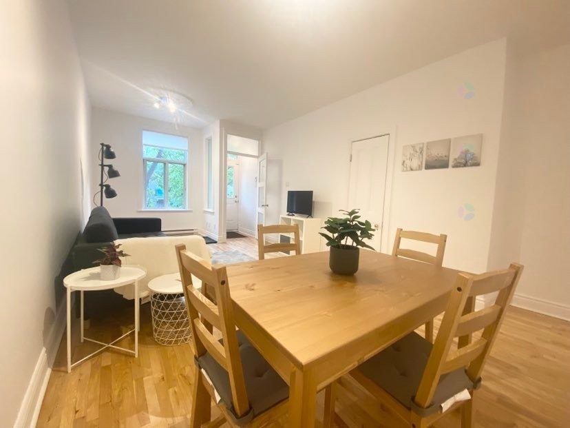 Salon - 5309 Rue Marquette, Montréal (Le Plateau-Mont-Royal), QC - Indoor Photo Showing Dining Room