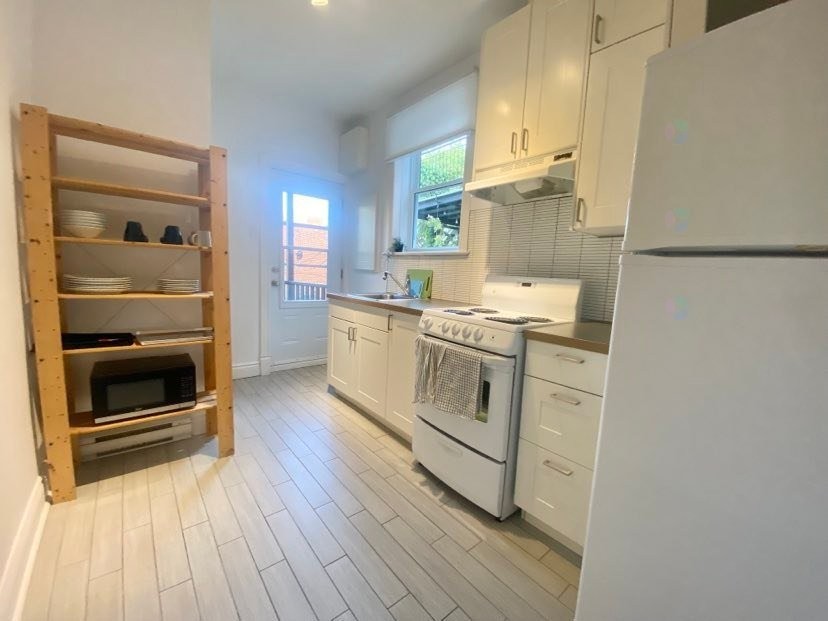 Cuisine - 5309 Rue Marquette, Montréal (Le Plateau-Mont-Royal), QC - Indoor Photo Showing Kitchen