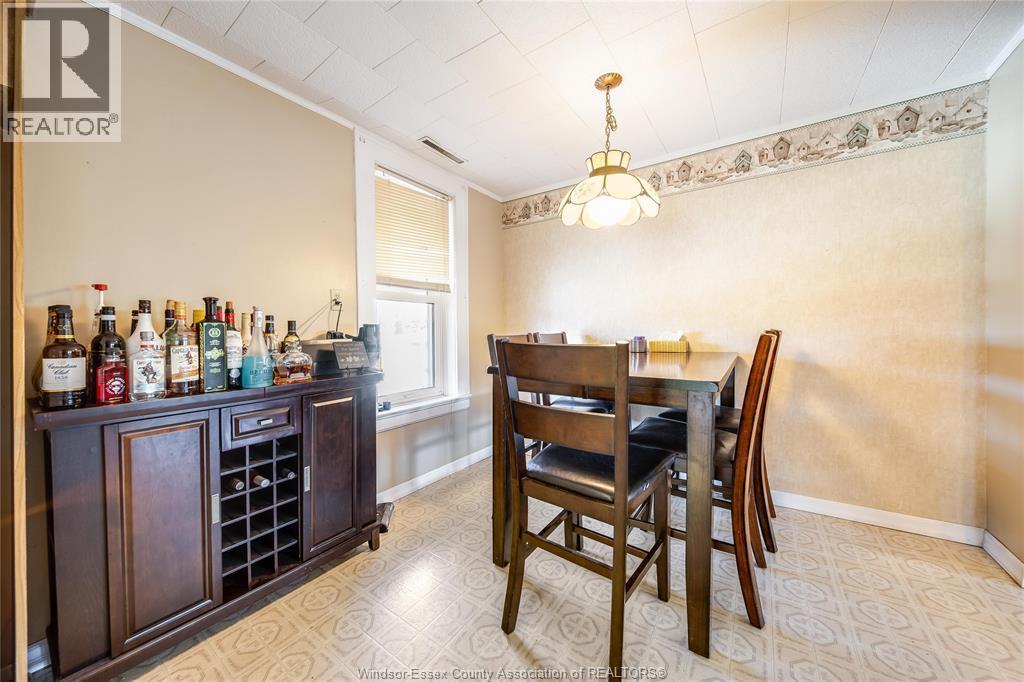 178 First Street, Belle River, ON - Indoor Photo Showing Dining Room