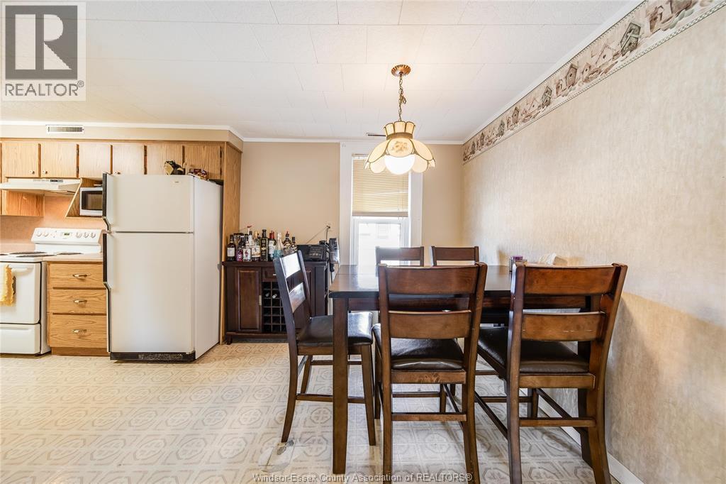 178 First Street, Belle River, ON - Indoor Photo Showing Dining Room