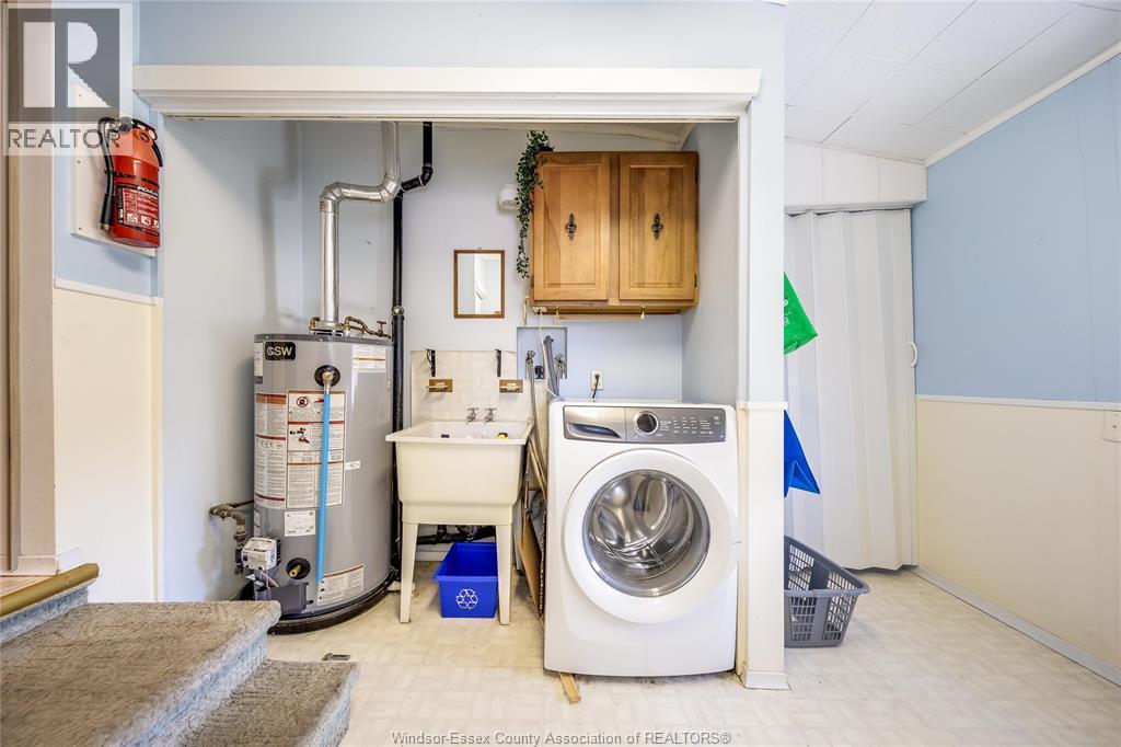 178 First Street, Belle River, ON - Indoor Photo Showing Laundry Room