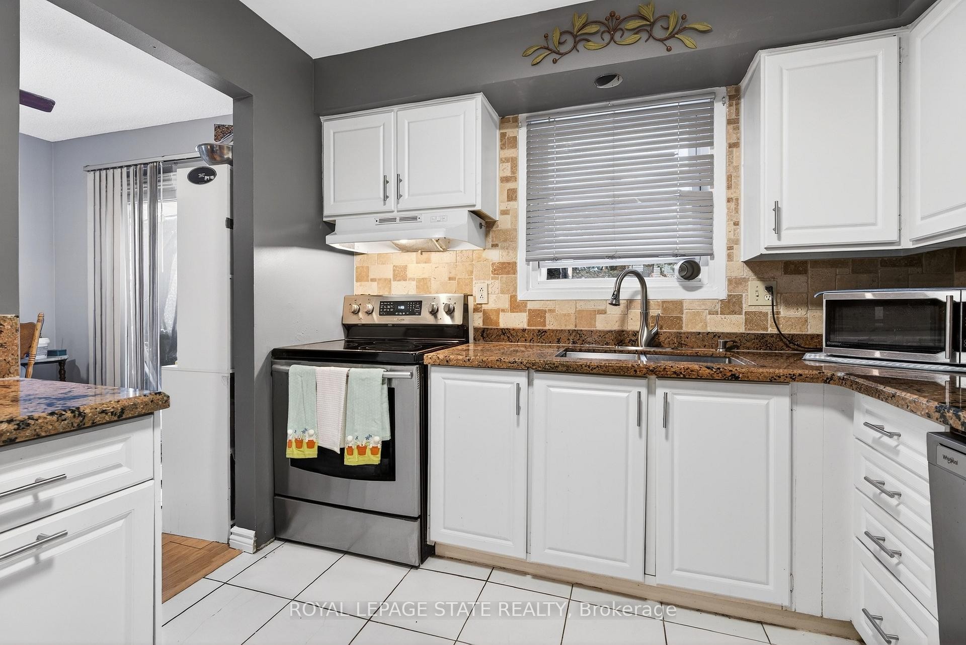 106 Wendover Drive, Hamilton, ON