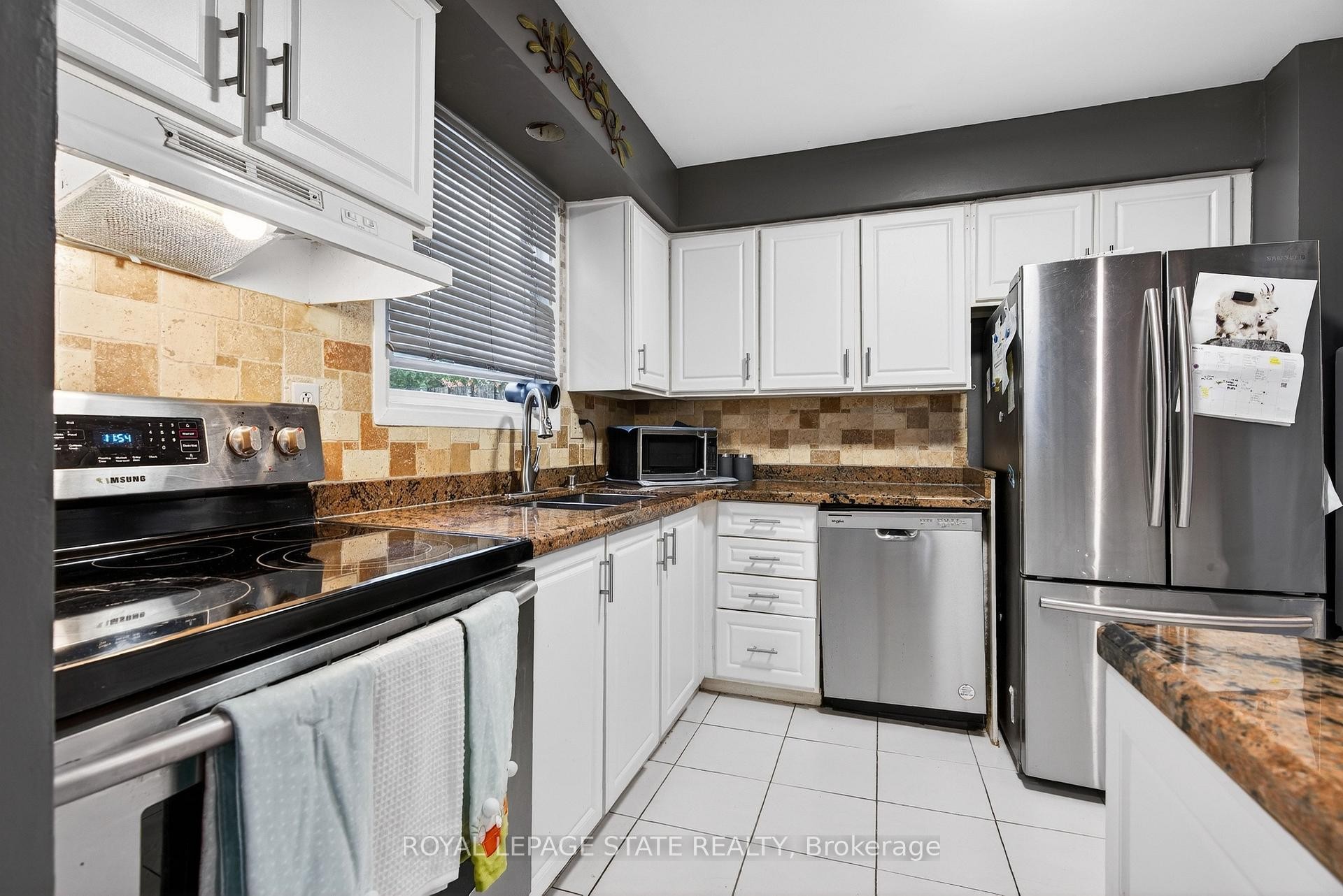 106 Wendover Drive, Hamilton, ON