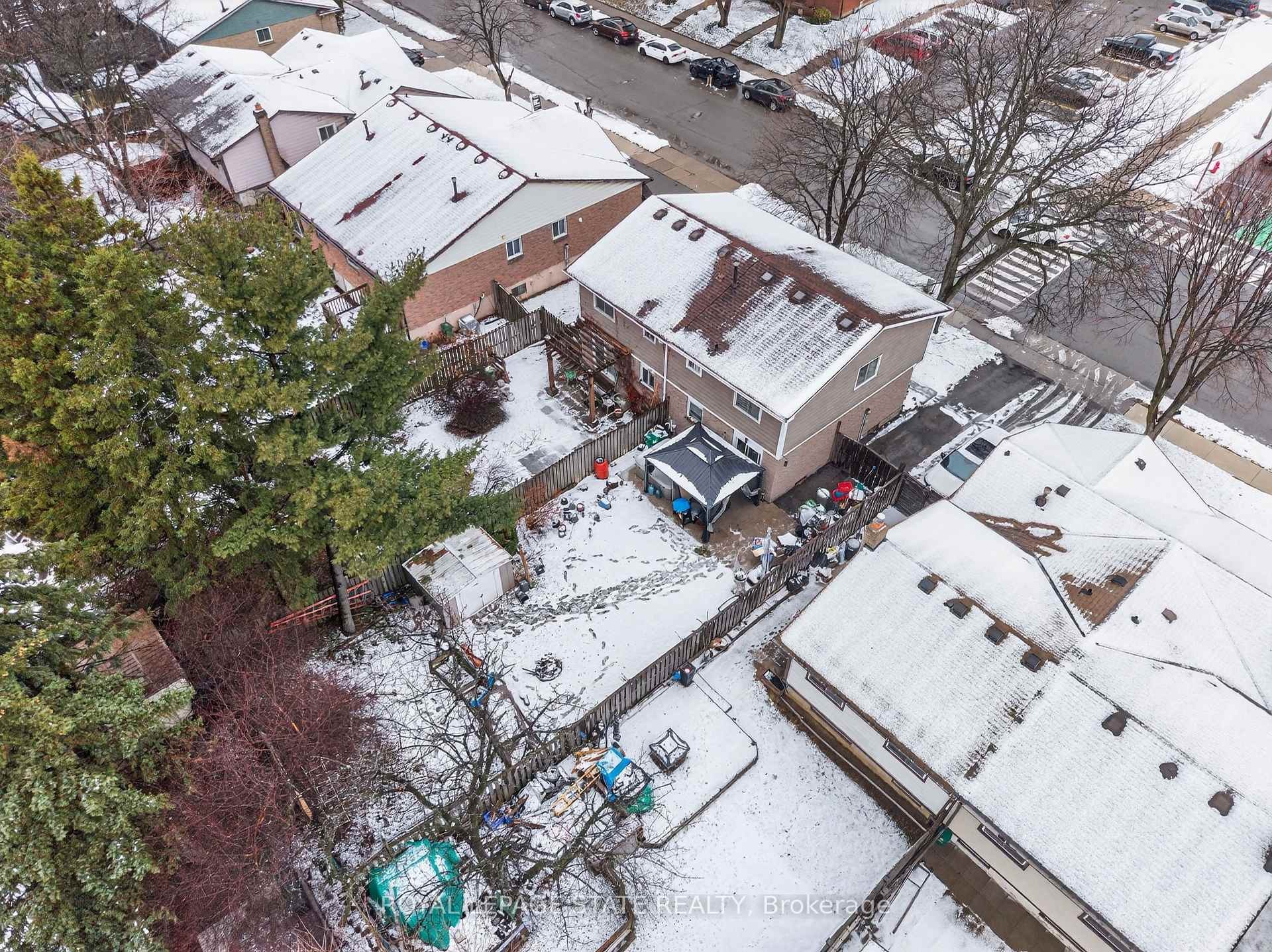 106 Wendover Drive, Hamilton, ON