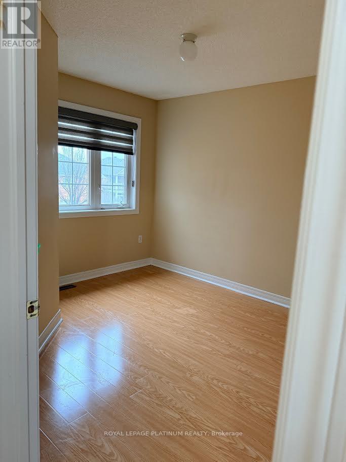 364 Krotone Crescent, Mississauga, ON