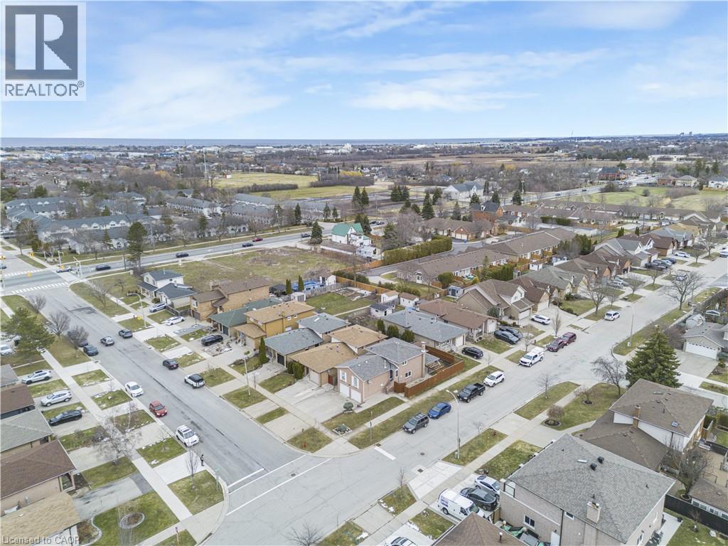 2 Envoy Boulevard, Hamilton, ON - Outdoor With View