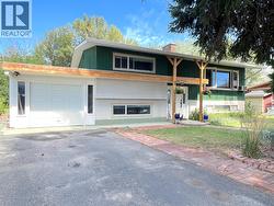 4030 San Clemente Avenue Peachland, BC V0H 1X6