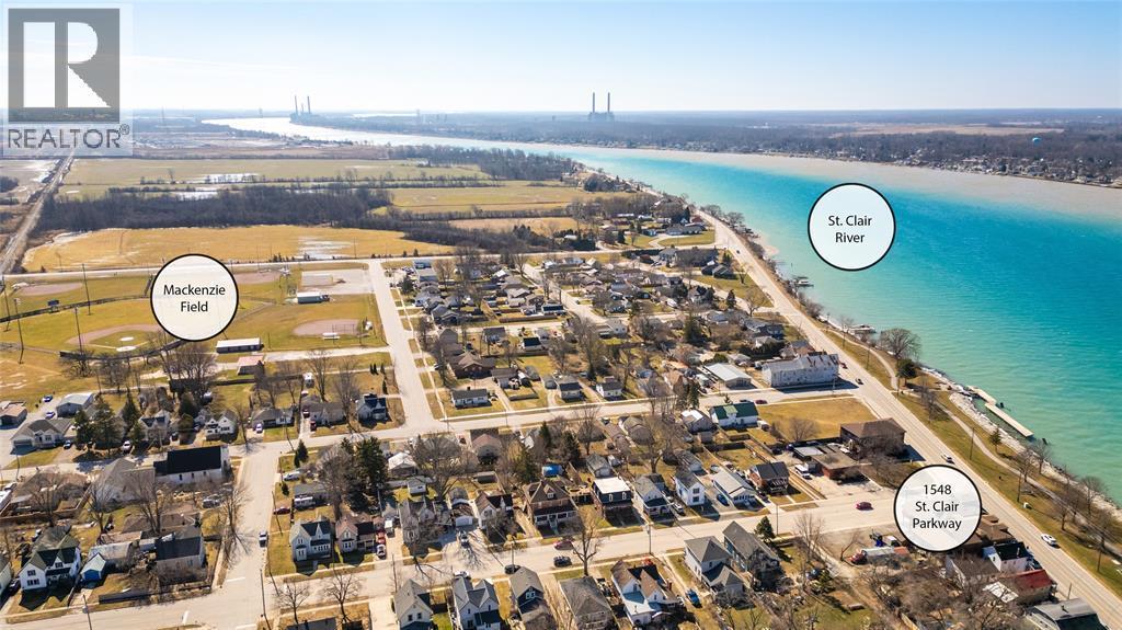 1548 St. Clair Parkway Unit# 1 Upper, St Clair, ON - Outdoor With View