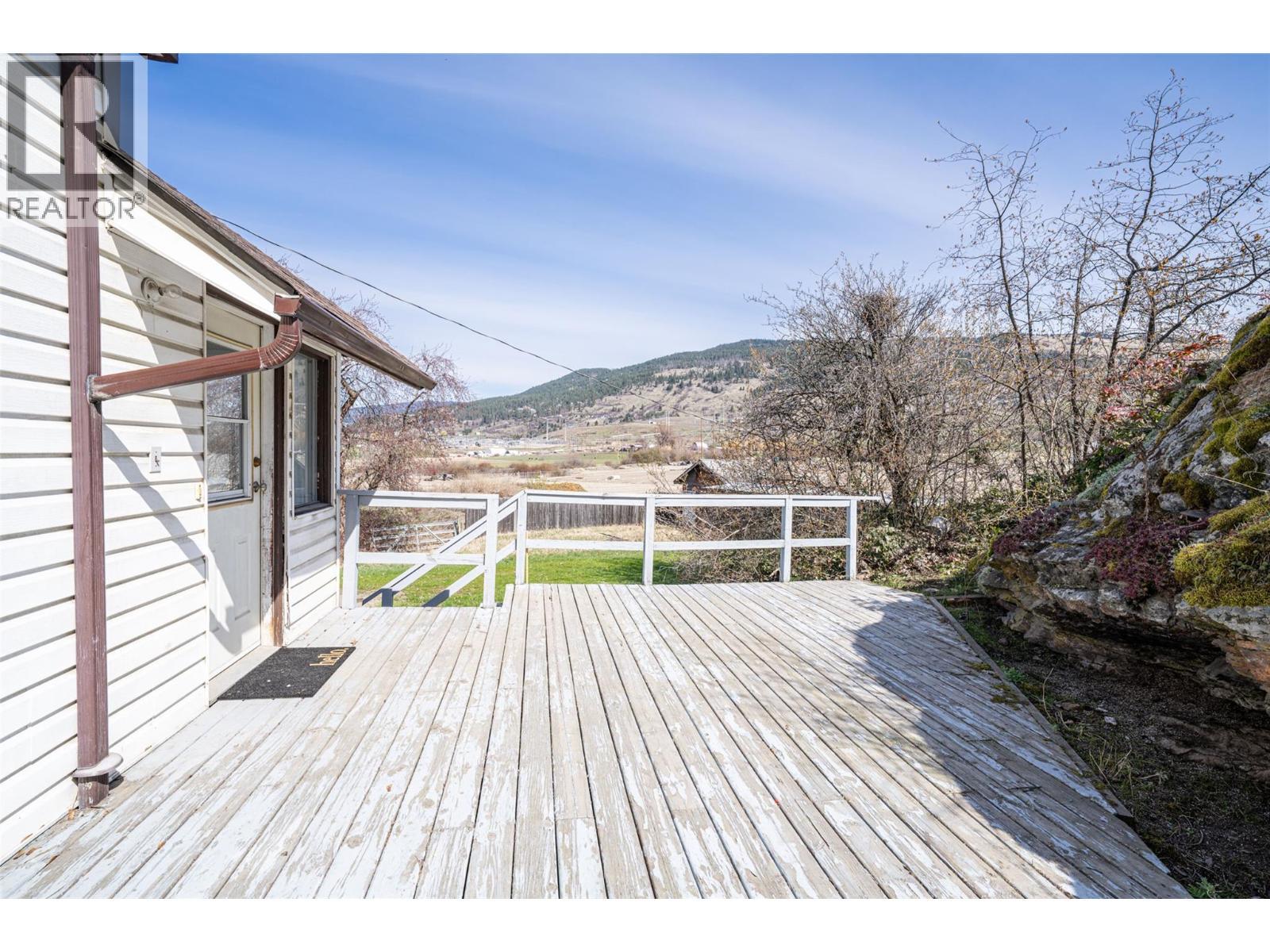 10091 6 Highway, Coldstream, BC