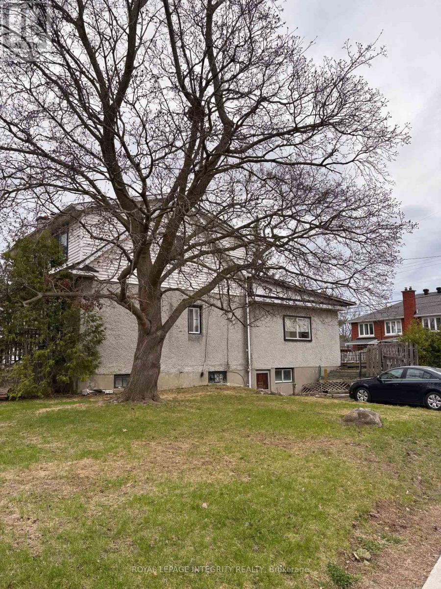 1085 Richard Avenue, Ottawa, ON - Outdoor