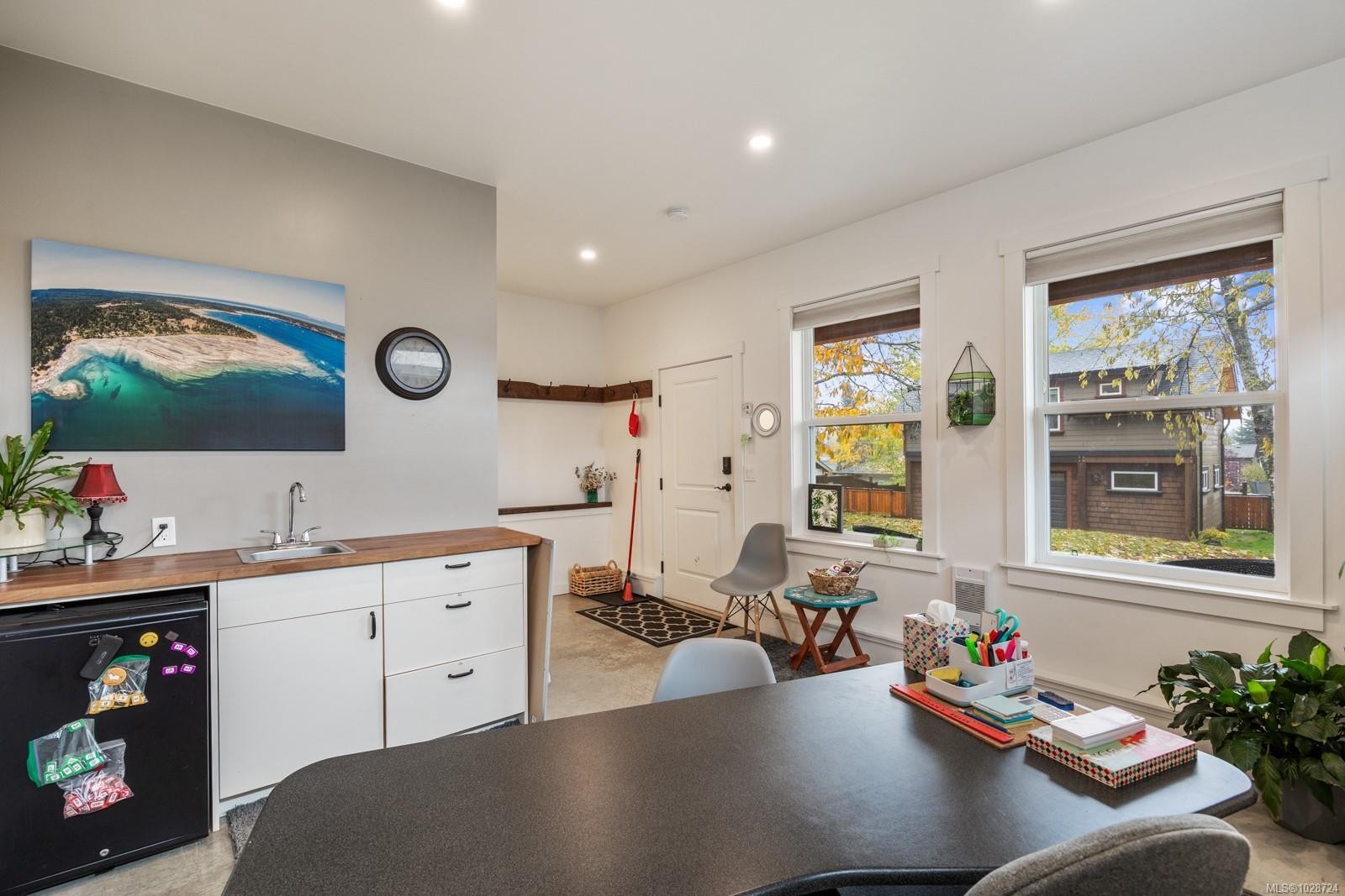 3328 Third St, Cumberland, BC