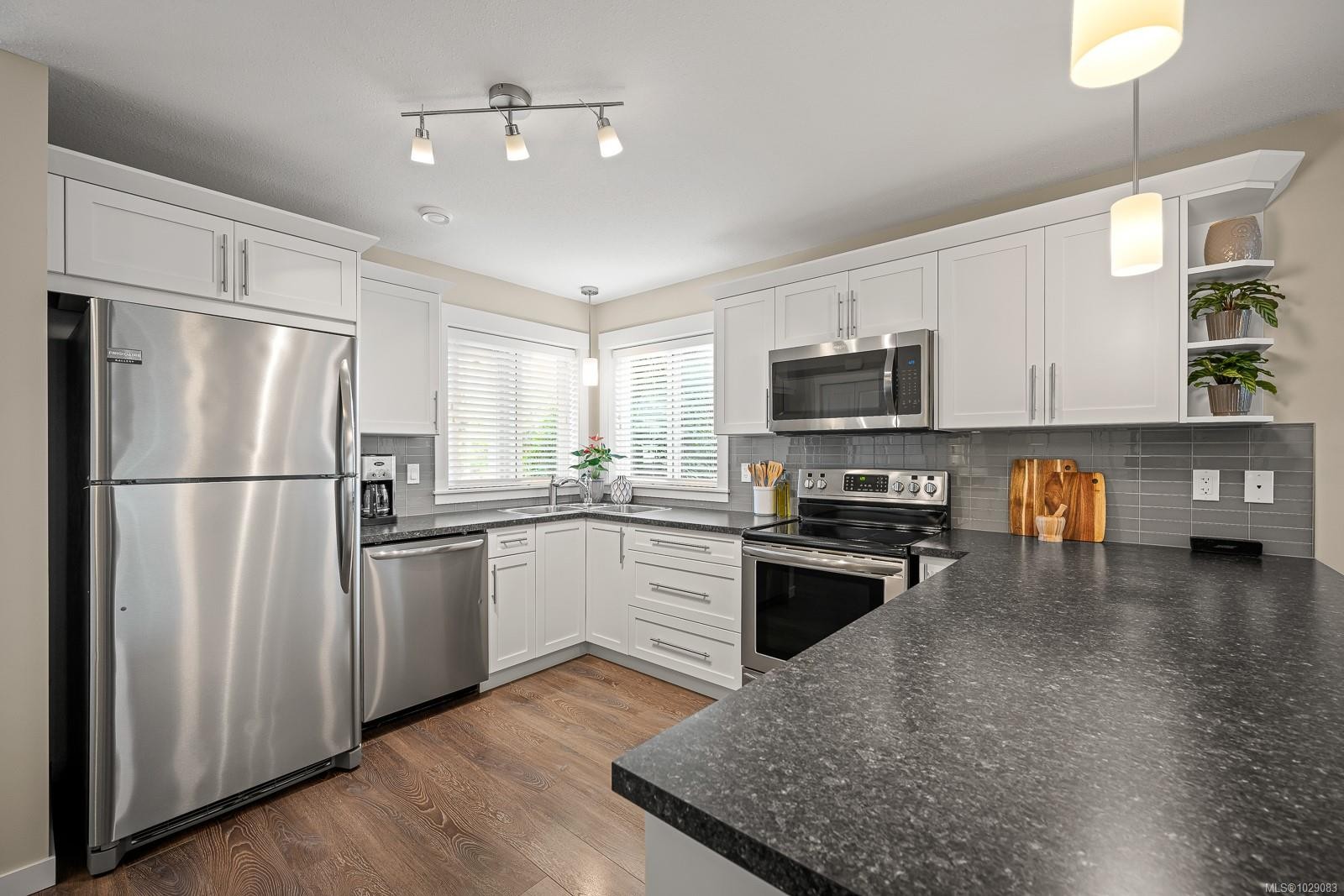 817 Tracker Pl, Comox, BC