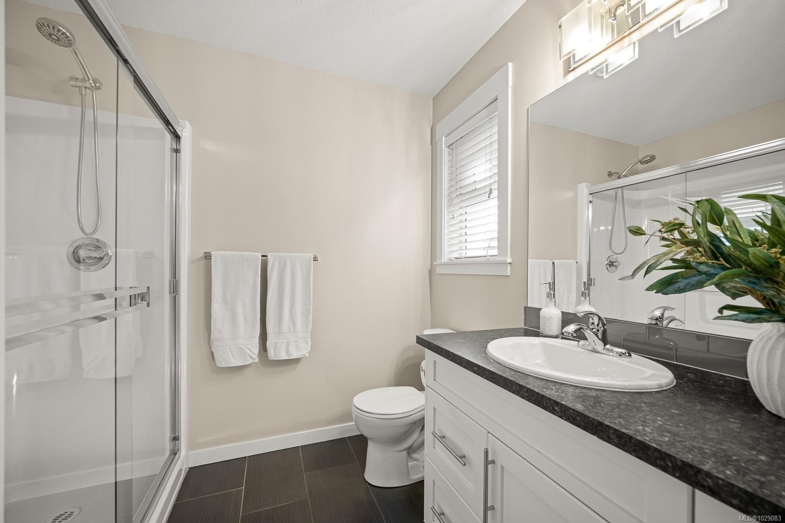 817 Tracker Pl, Comox, BC