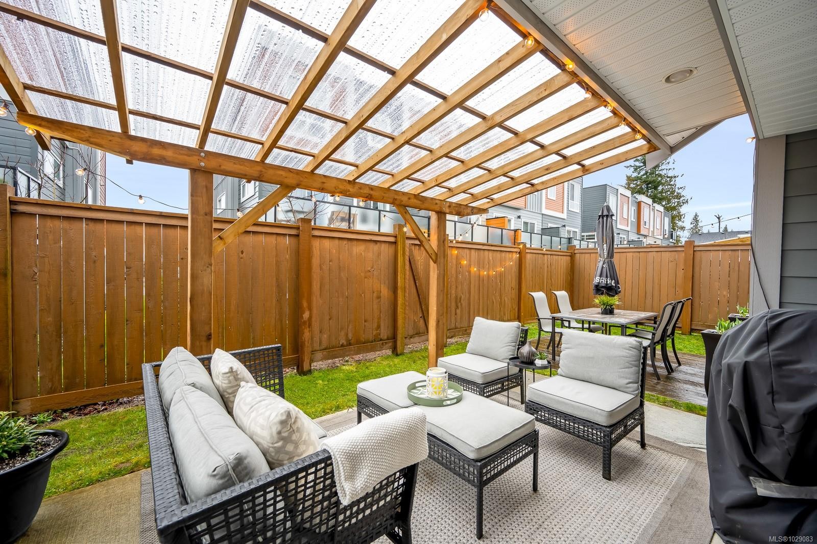 817 Tracker Pl, Comox, BC