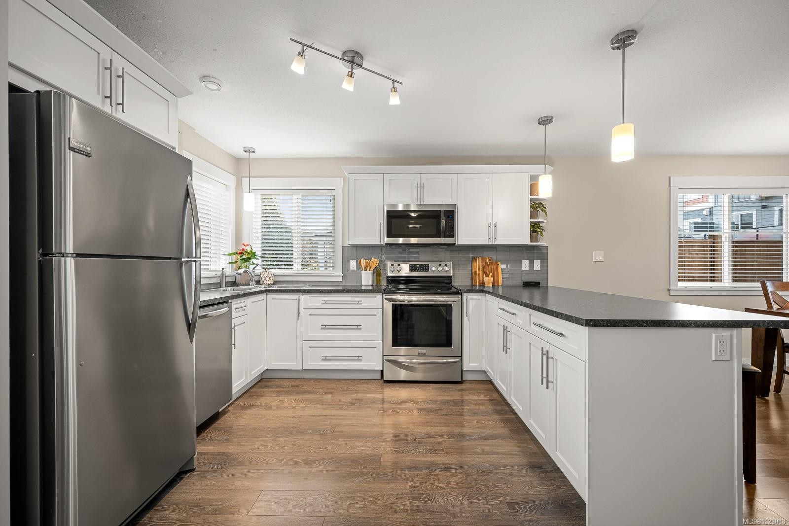 817 Tracker Pl, Comox, BC