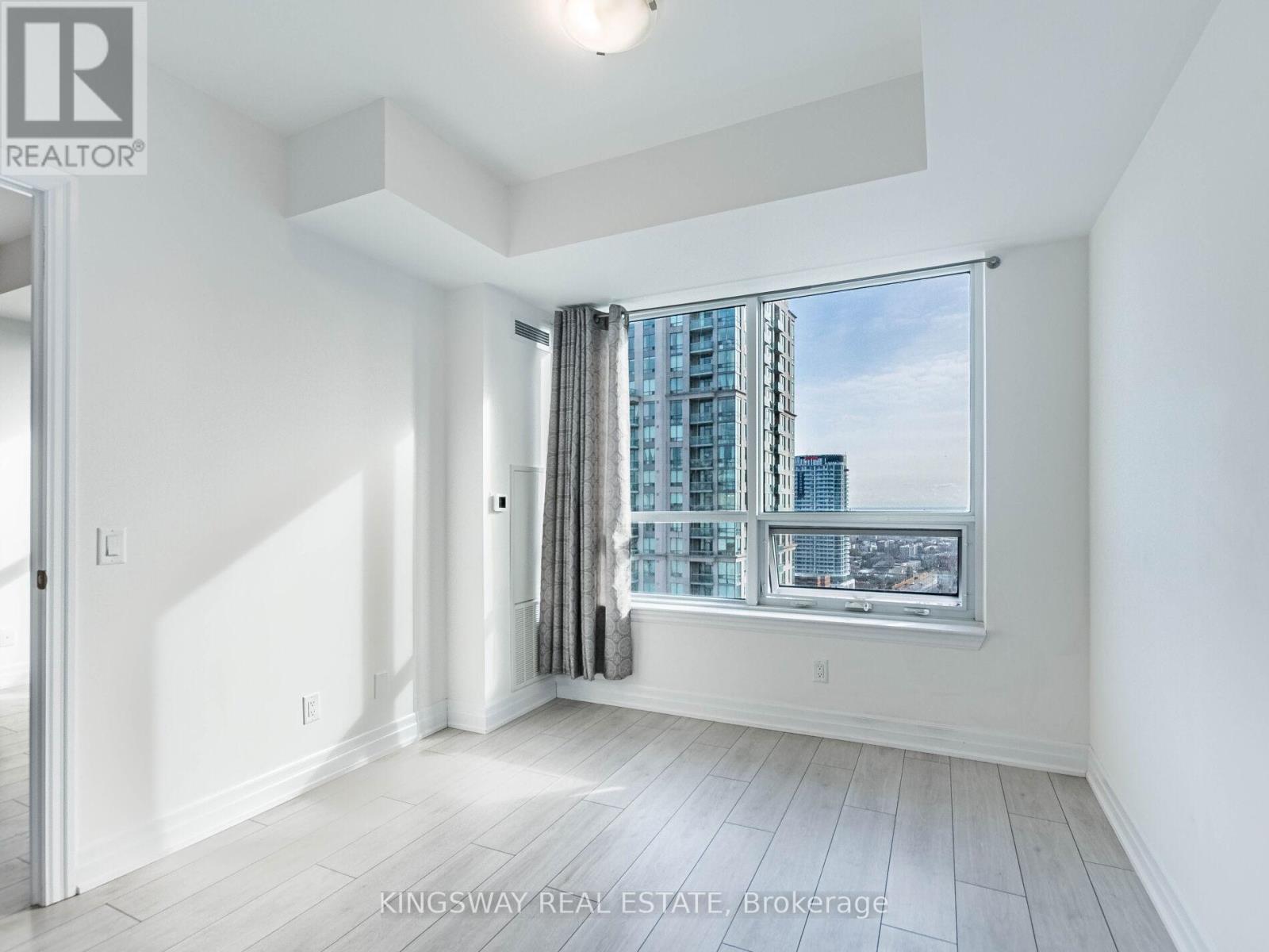 2105 - 30 Elm Drive, Mississauga, ON - Indoor Photo Showing Other Room