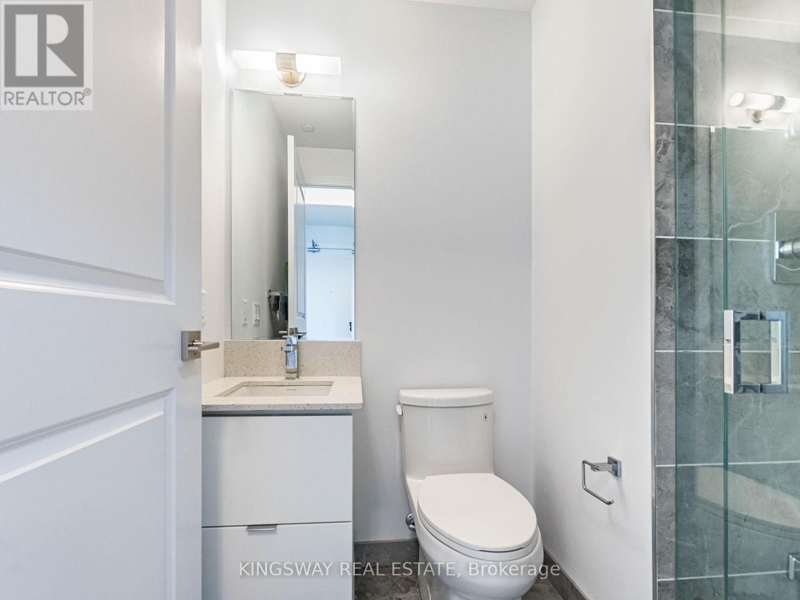2105 - 30 Elm Drive, Mississauga, ON - Indoor Photo Showing Bathroom
