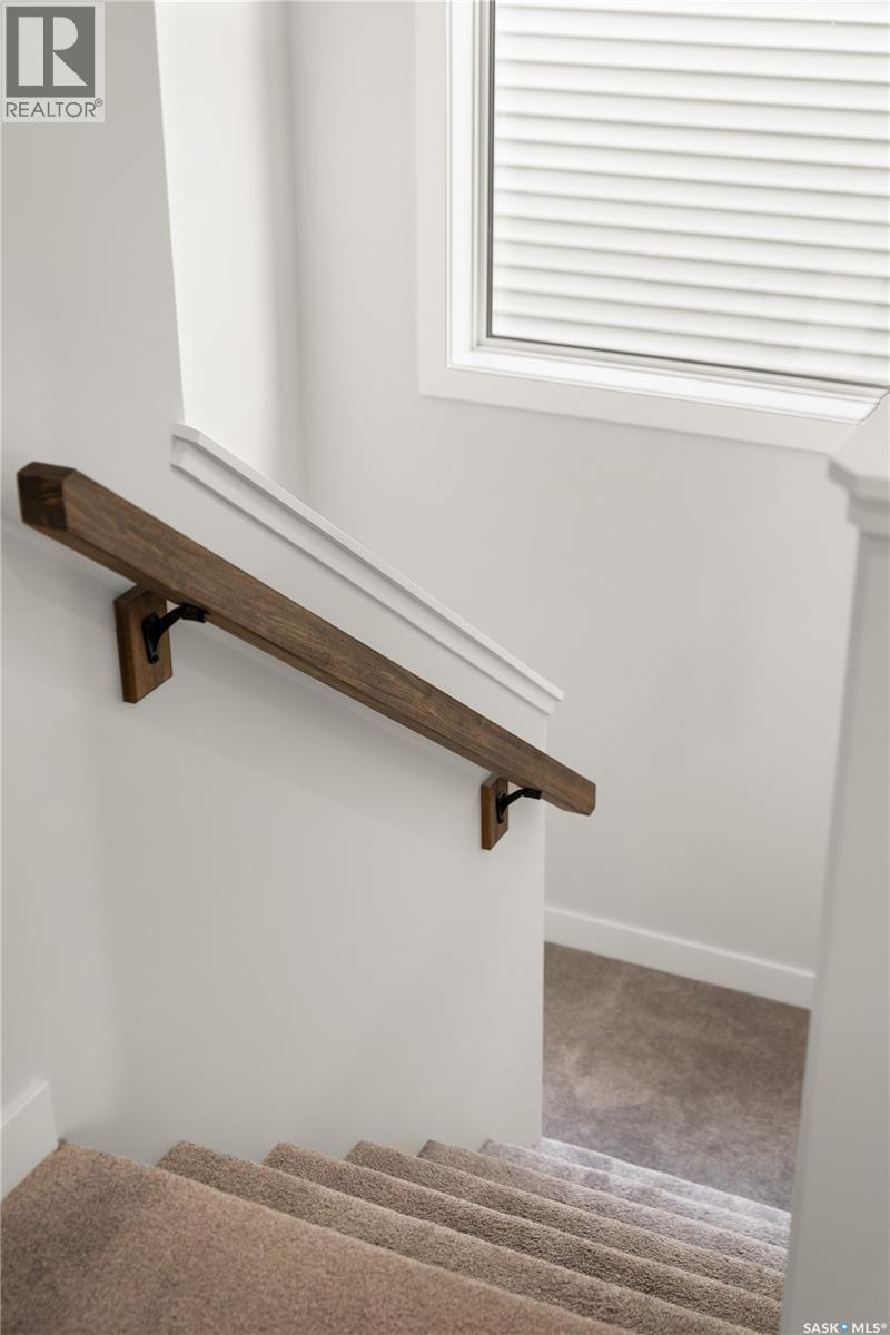 3 Vancouver Crescent, Pilot Butte, SK - Indoor Photo Showing Other Room