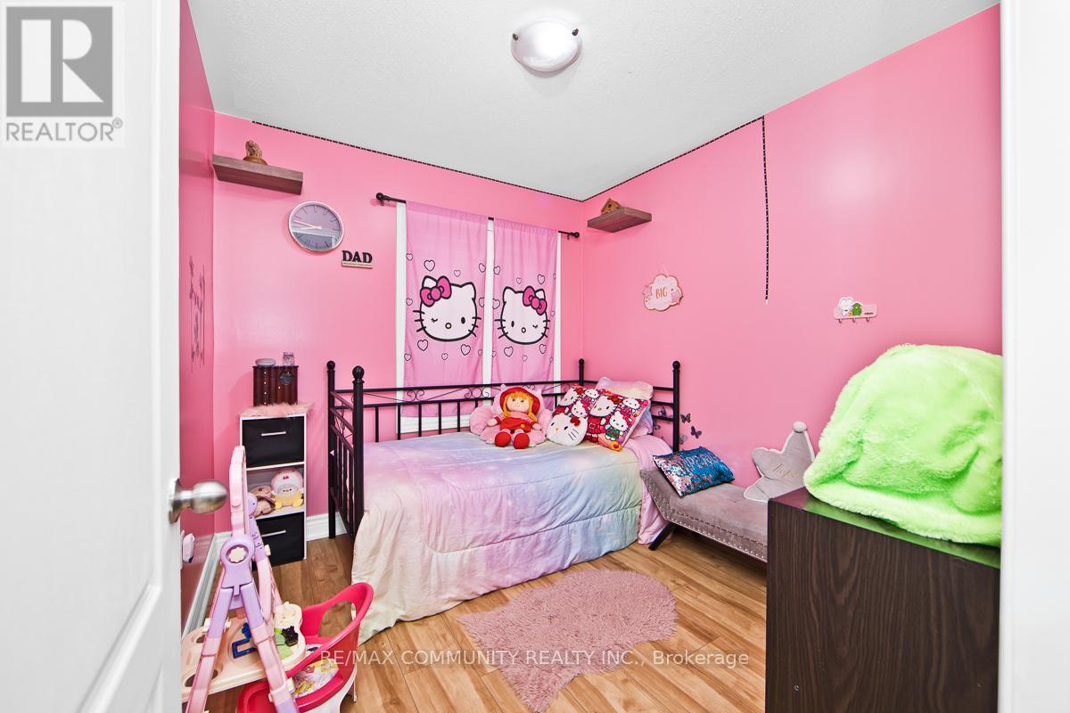 2462 Bromus Path, Oshawa, ON - Indoor Photo Showing Bedroom