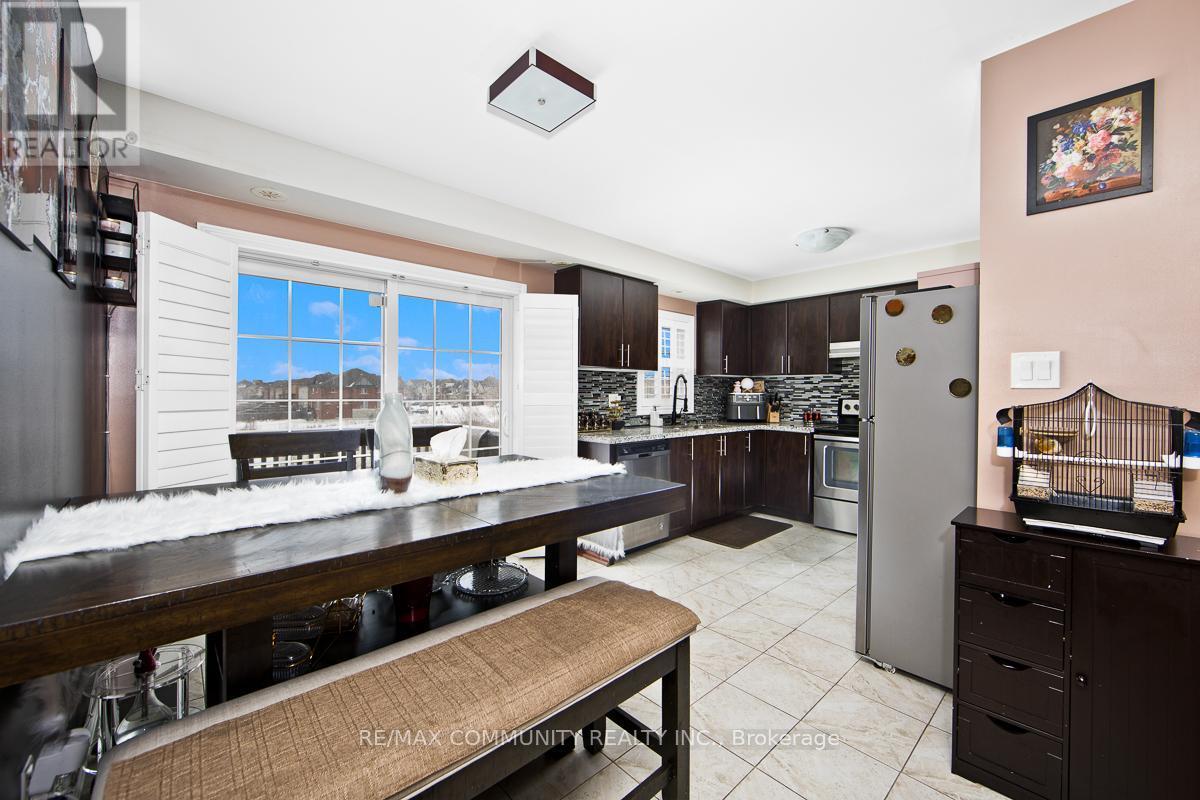 2462 Bromus Path, Oshawa, ON - Indoor