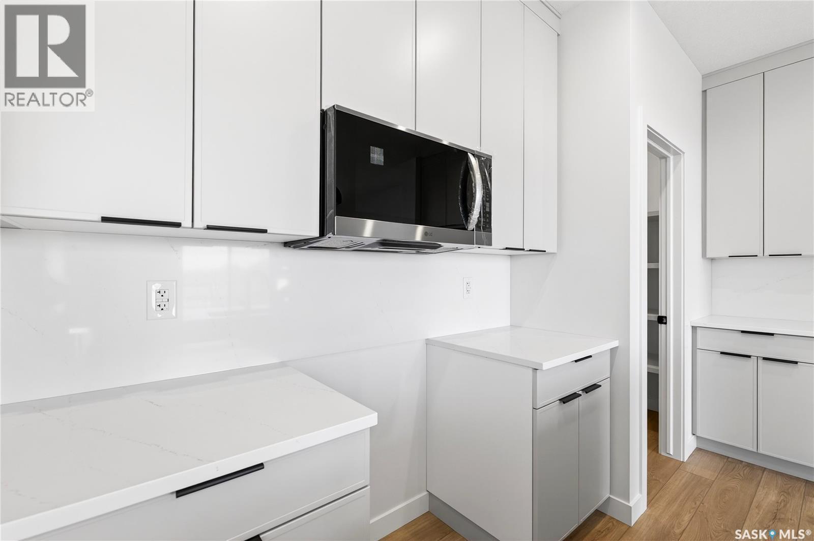 283 Nazarali Way, Saskatoon, SK - Indoor