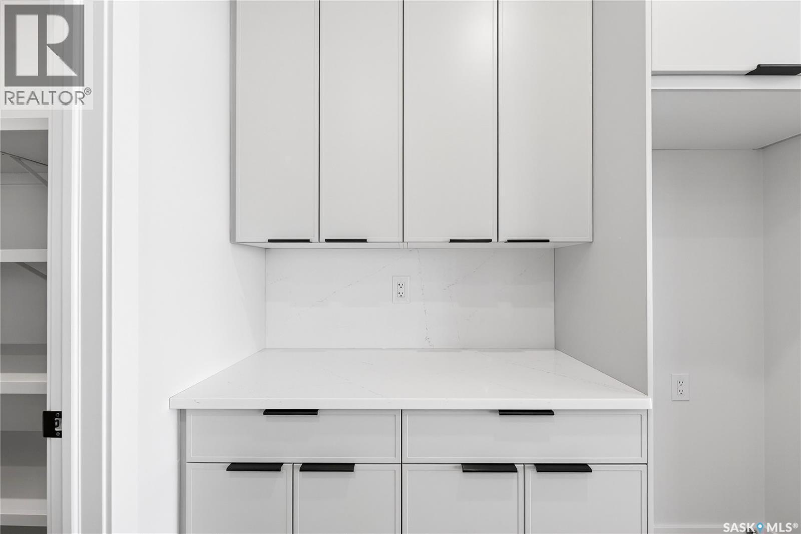 283 Nazarali Way, Saskatoon, SK - Indoor