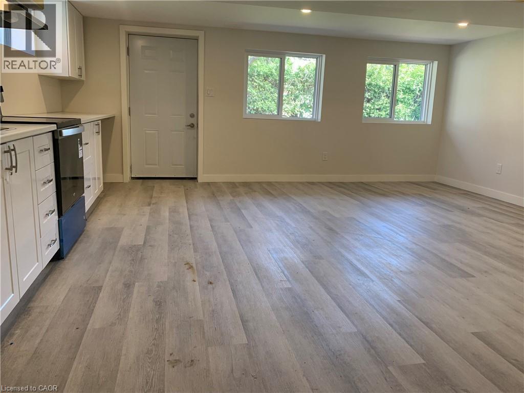 54 Park Street, Kitchener, ON - Indoor