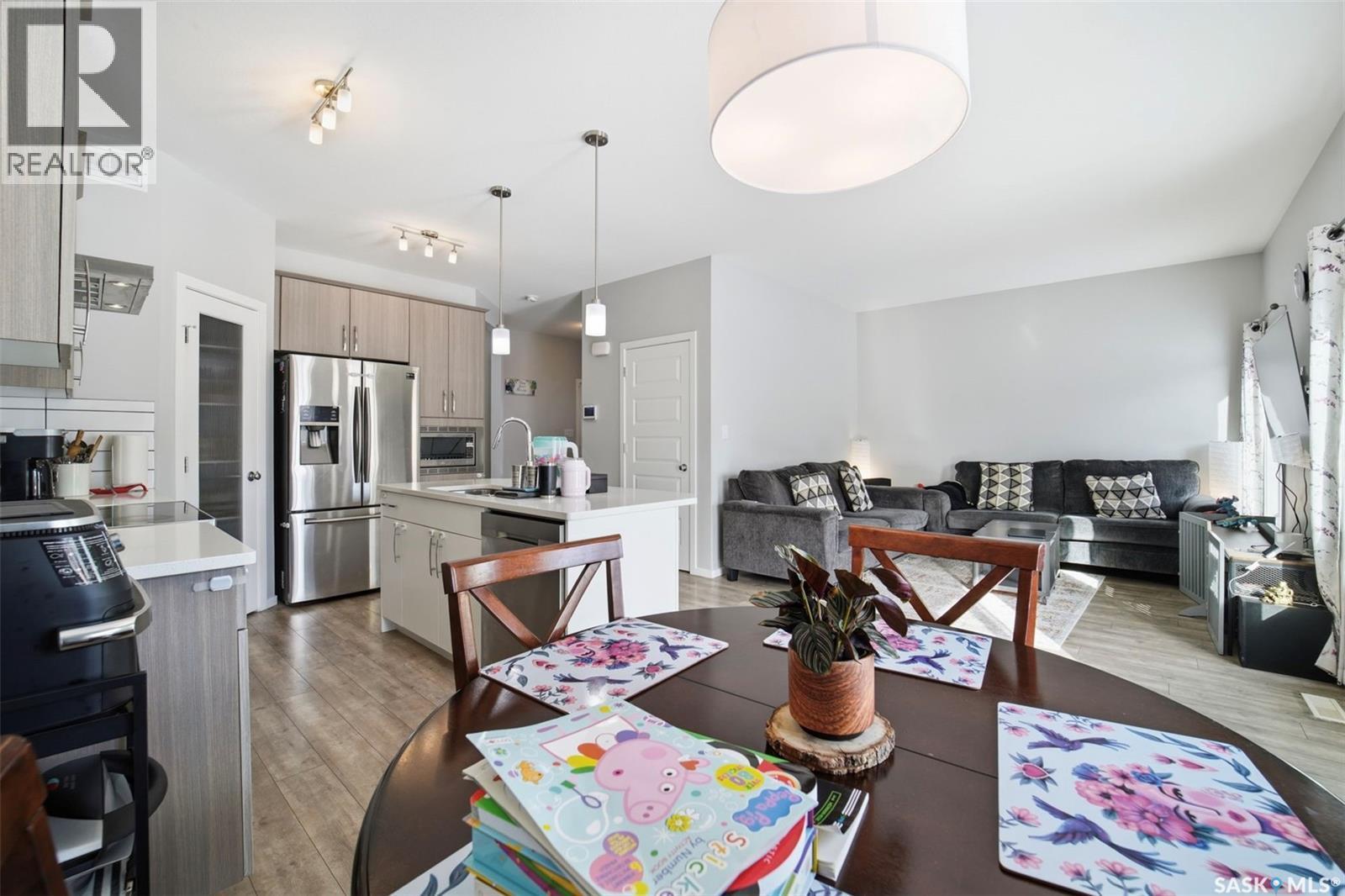 394 Hassard Close, Saskatoon, SK - Indoor