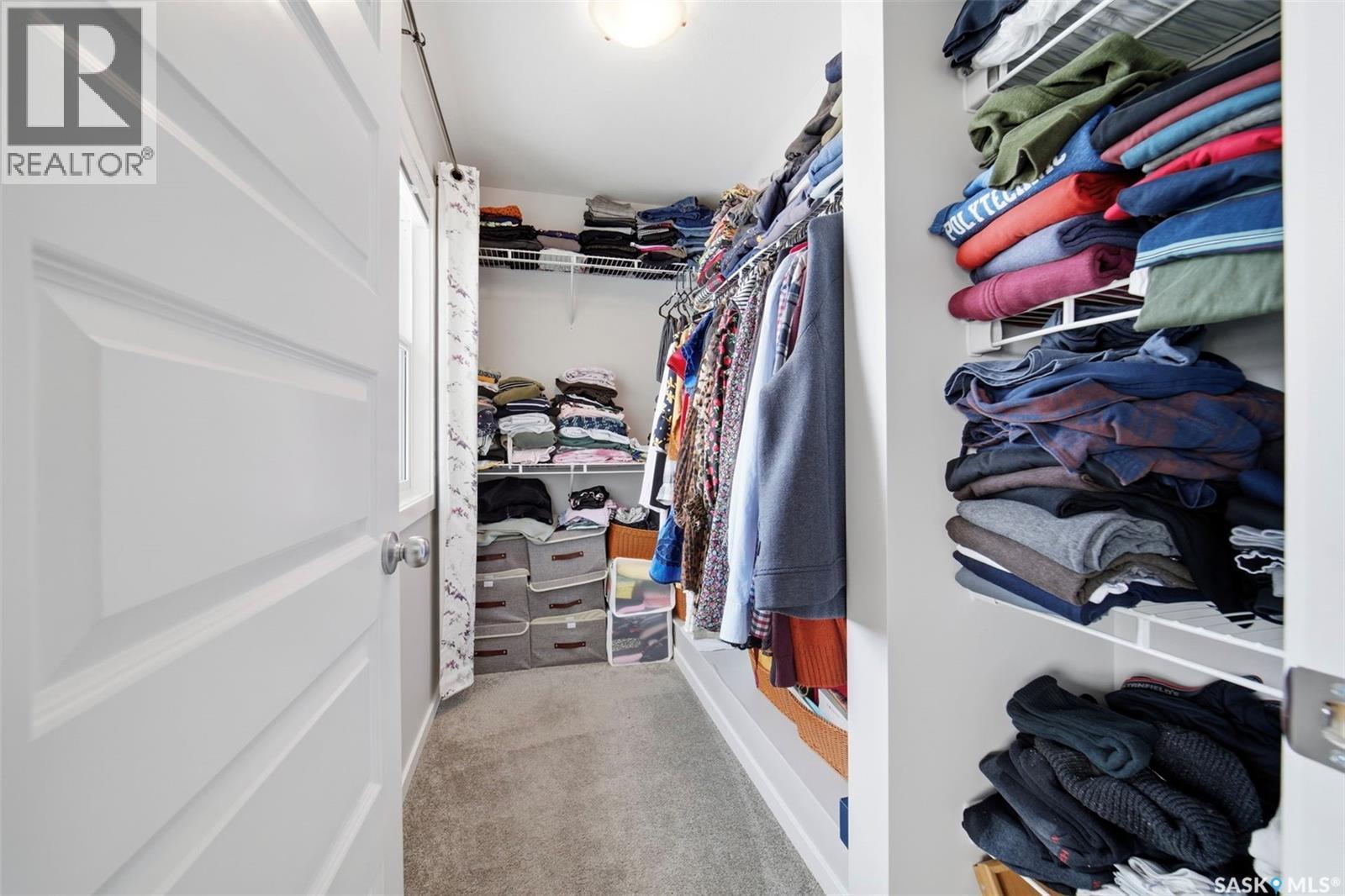 394 Hassard Close, Saskatoon, SK - Indoor With Storage