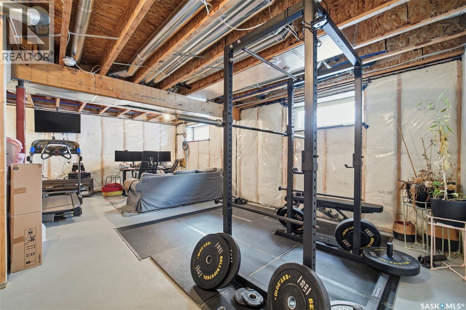 394 Hassard Close, Saskatoon, SK - Indoor