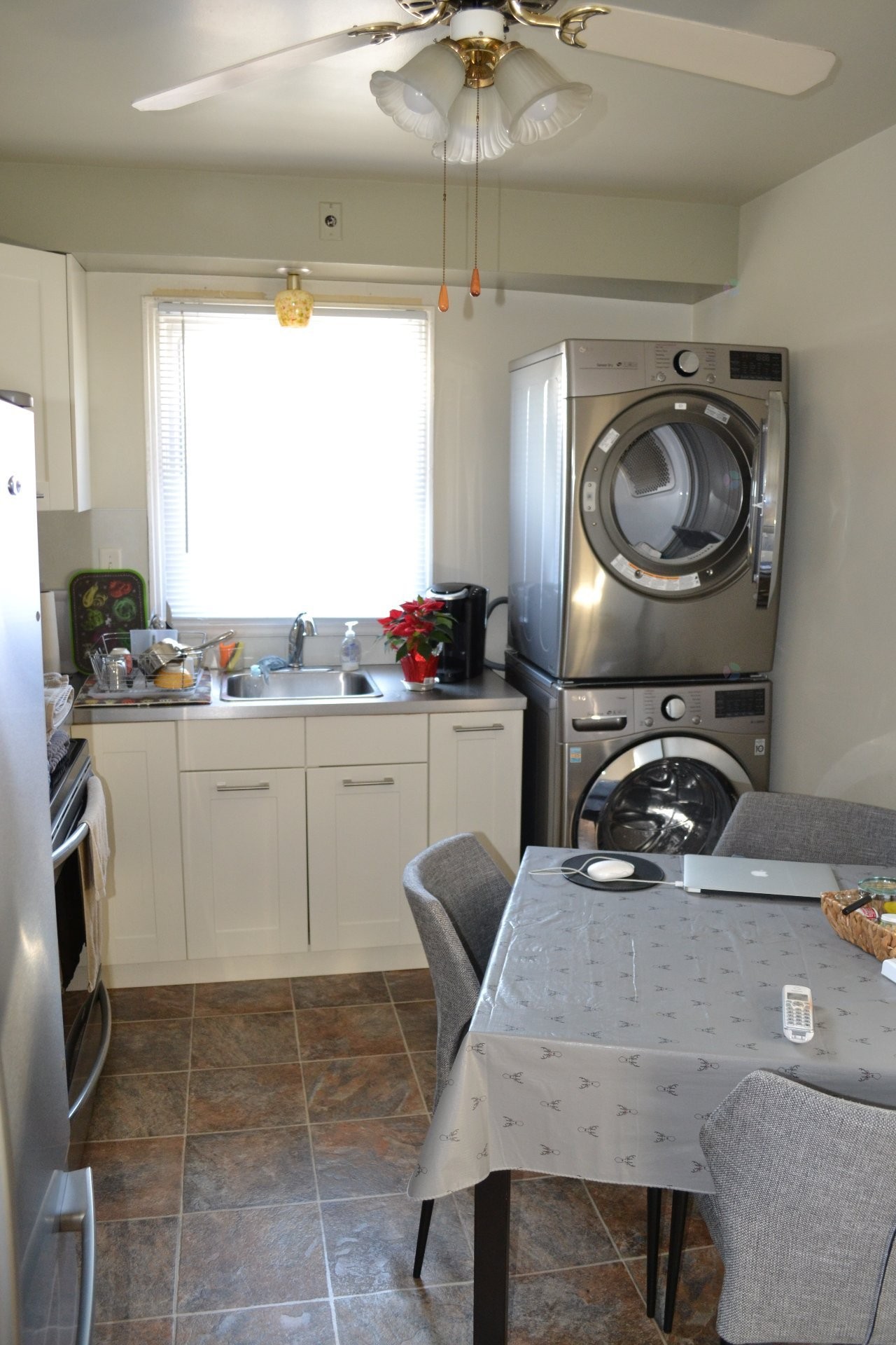 Kitchen - 8392 Rue Centrale, Montréal (Lasalle), QC - Indoor
