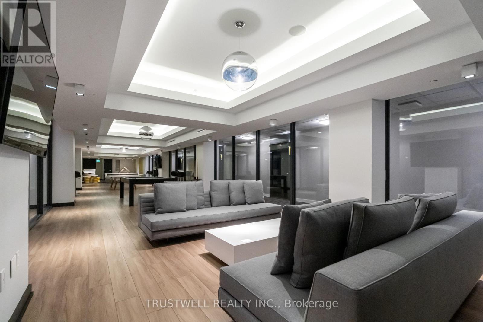 1004 - 158 Front Street E, Toronto, ON - Indoor