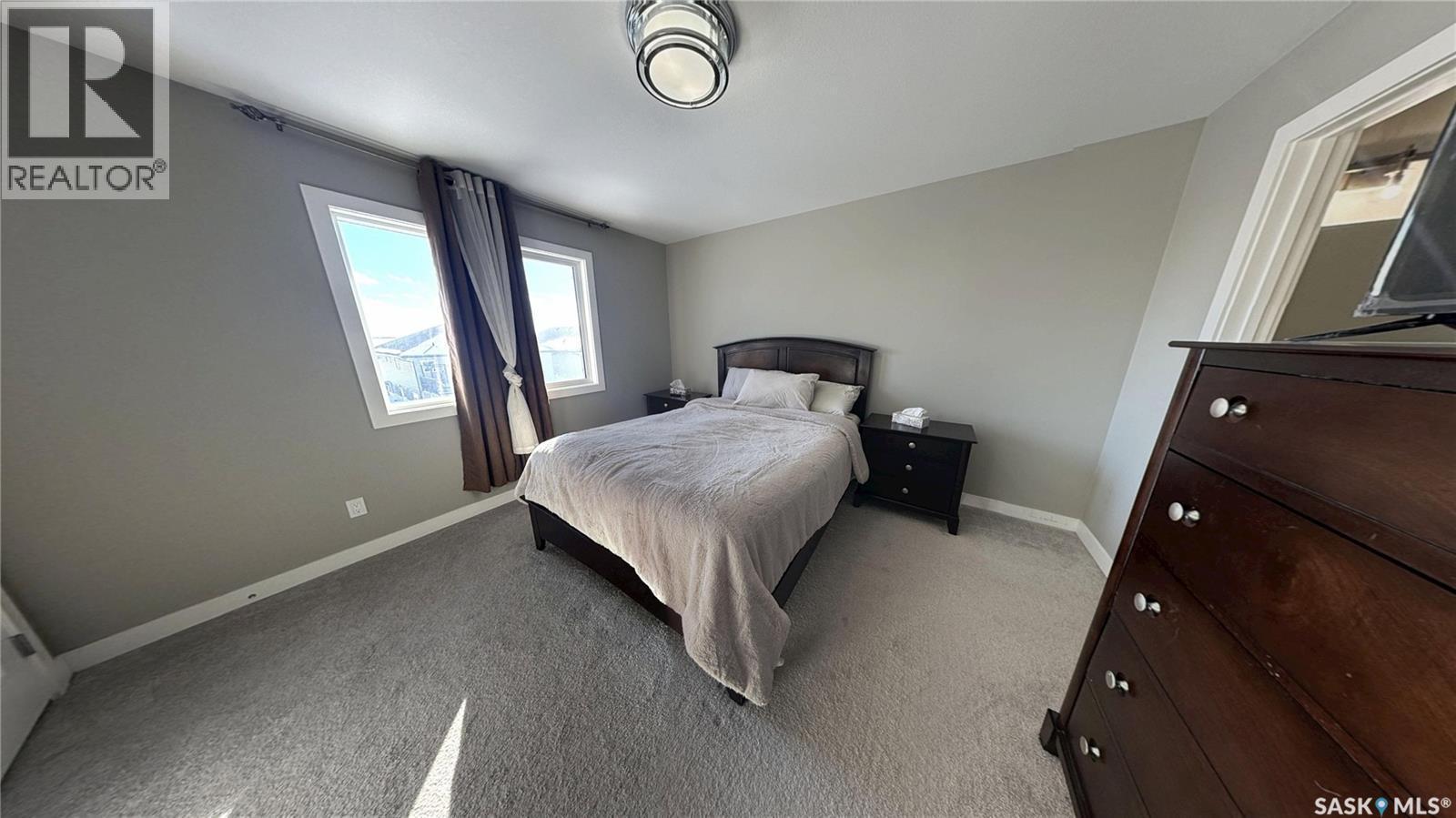 236 Barrett Street, Saskatoon, SK - Indoor Photo Showing Bedroom