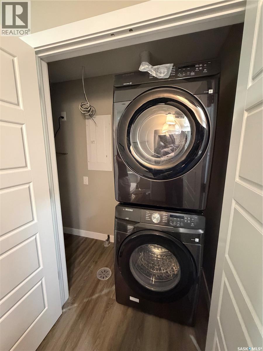 236 Barrett Street, Saskatoon, SK - Indoor Photo Showing Laundry Room