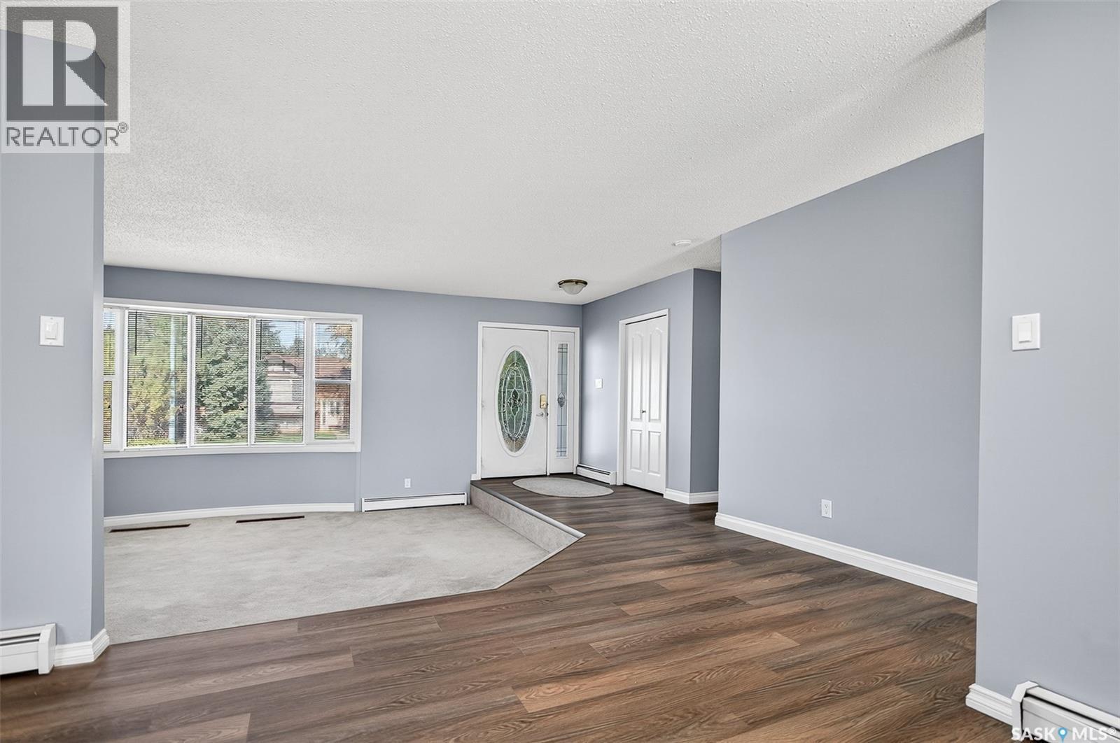 19 Buttercup Crescent Nw, Moose Jaw, SK - Indoor Photo Showing Other Room