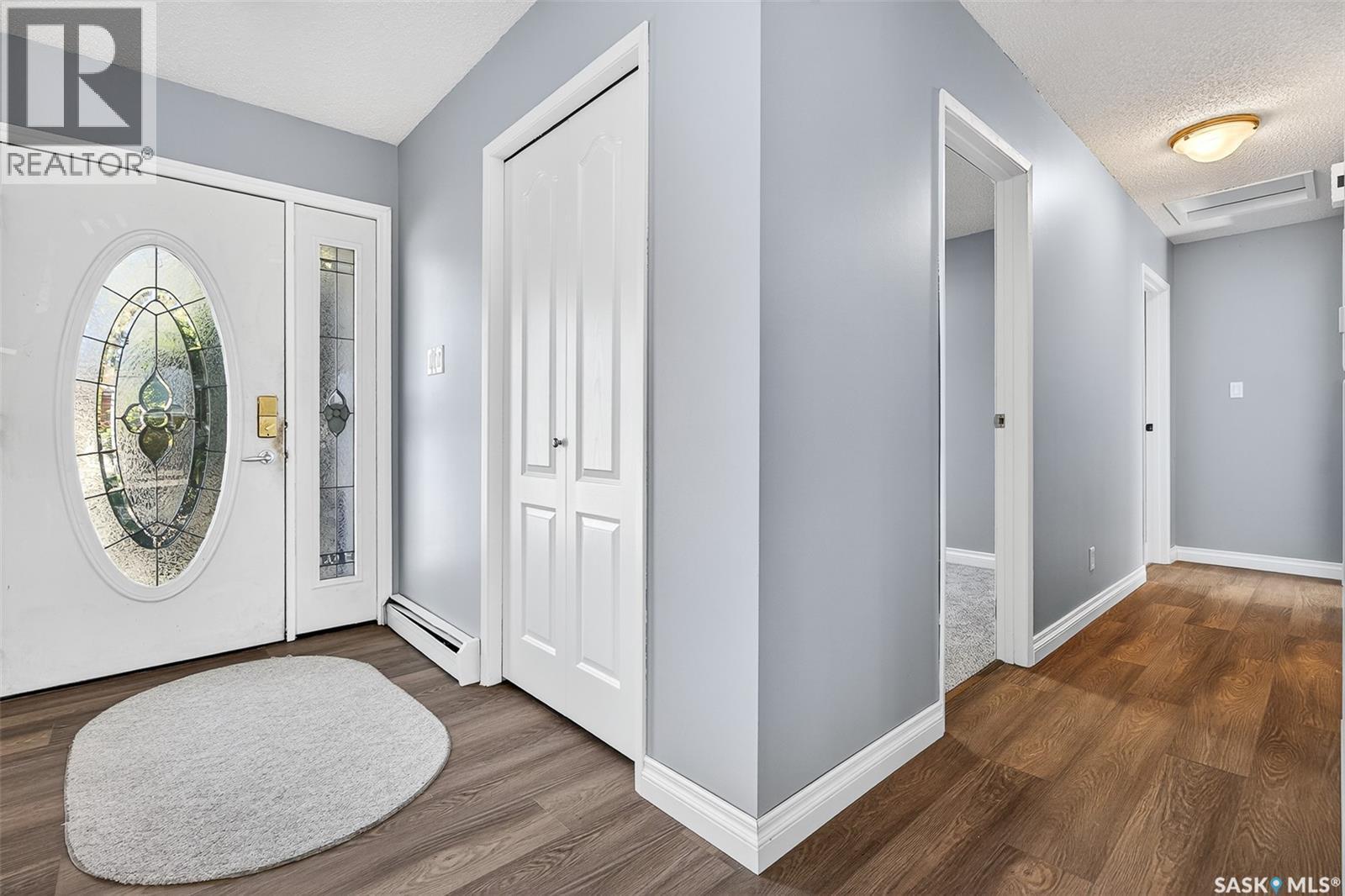 19 Buttercup Crescent Nw, Moose Jaw, SK - Indoor Photo Showing Other Room