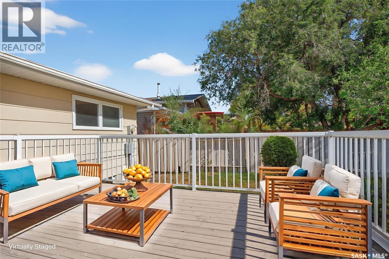 19 Buttercup Crescent Nw, Moose Jaw, SK - Outdoor With Deck Patio Veranda With Exterior