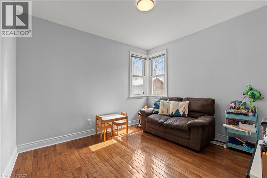 15 Millen Avenue, Hamilton, ON - Indoor