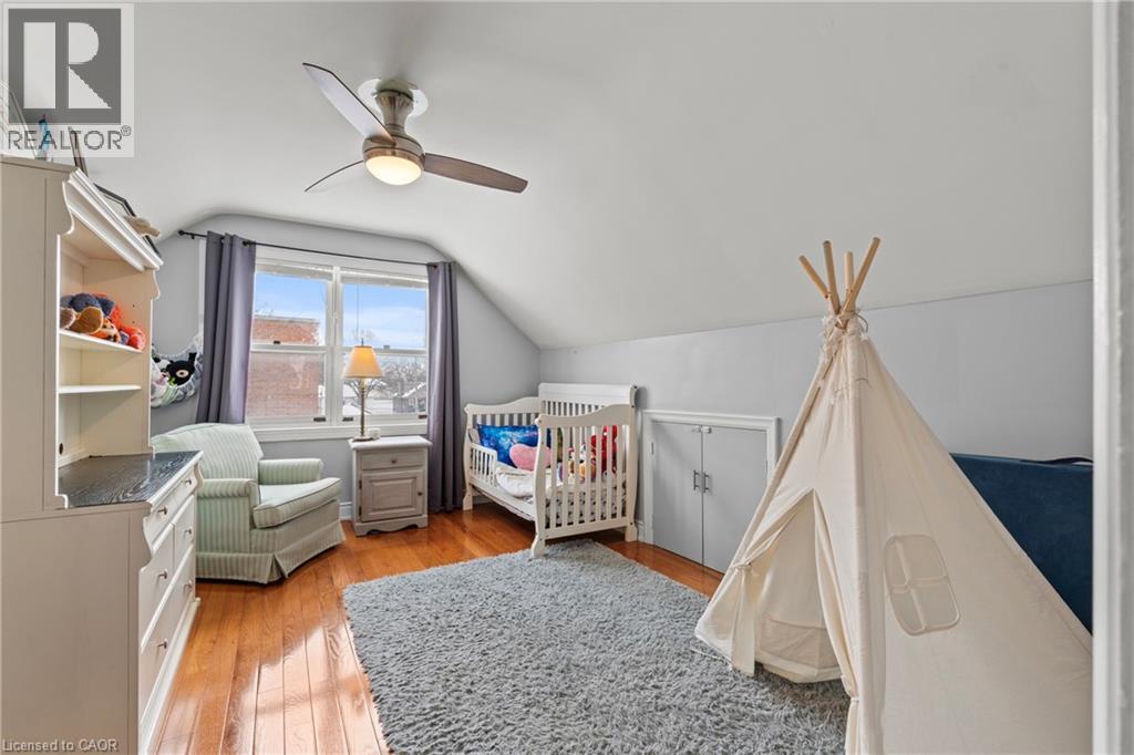 15 Millen Avenue, Hamilton, ON - Indoor Photo Showing Other Room