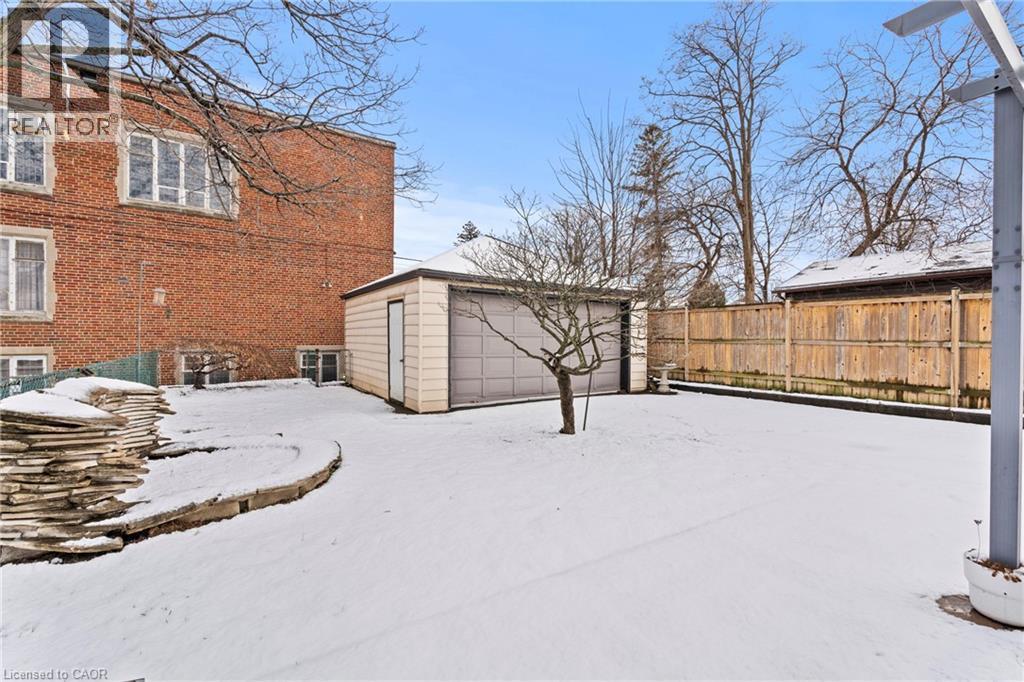15 Millen Avenue, Hamilton, ON - Outdoor