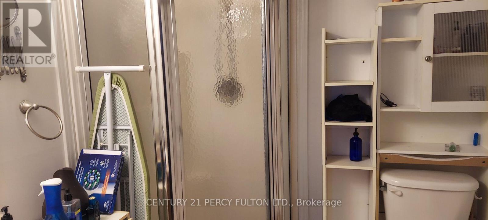 4051 Medland Drive, Burlington, ON - Indoor Photo Showing Bathroom