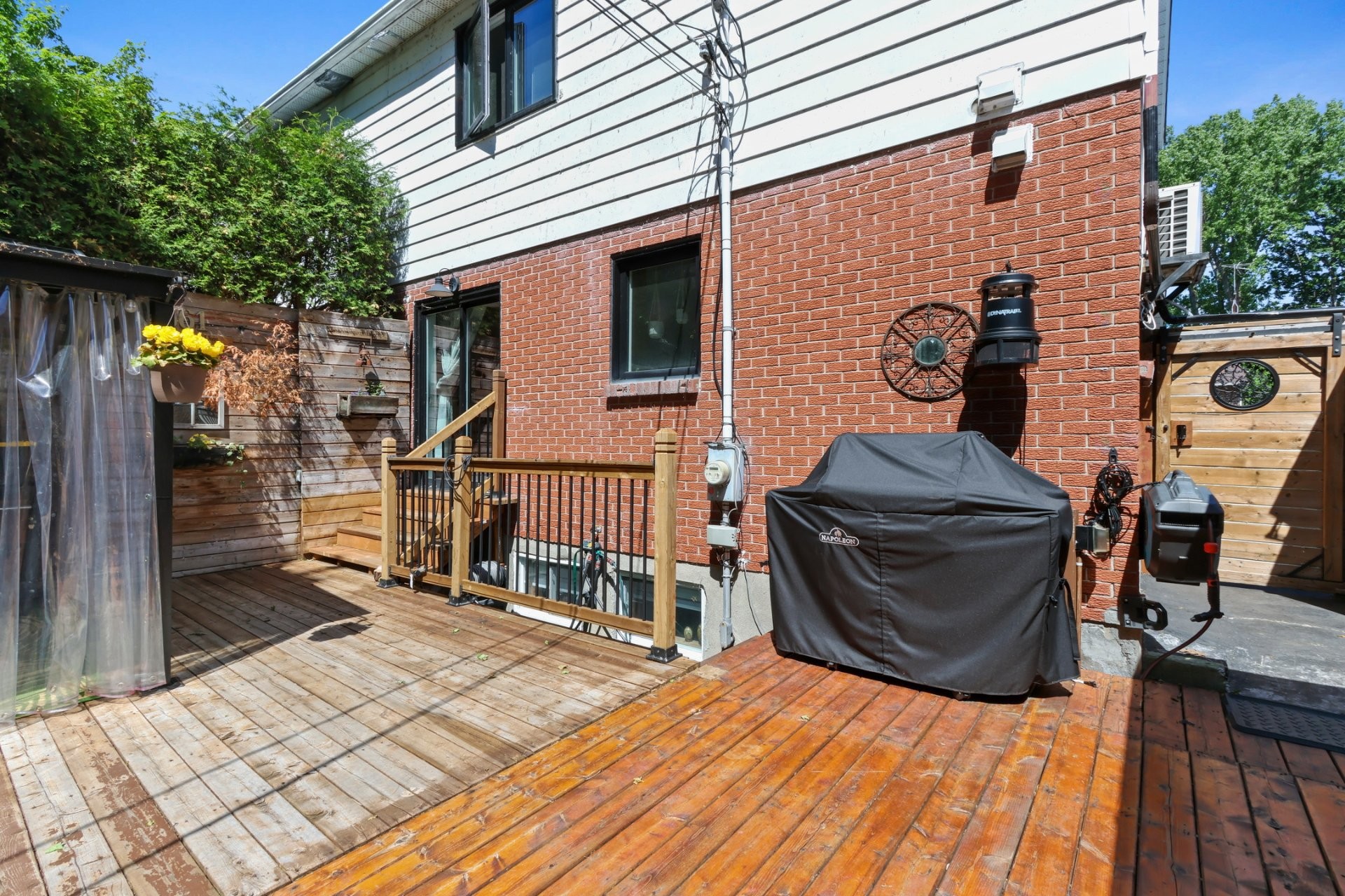 Balcon - 361 Rue Grilli, Pincourt, QC - Outdoor With Exterior