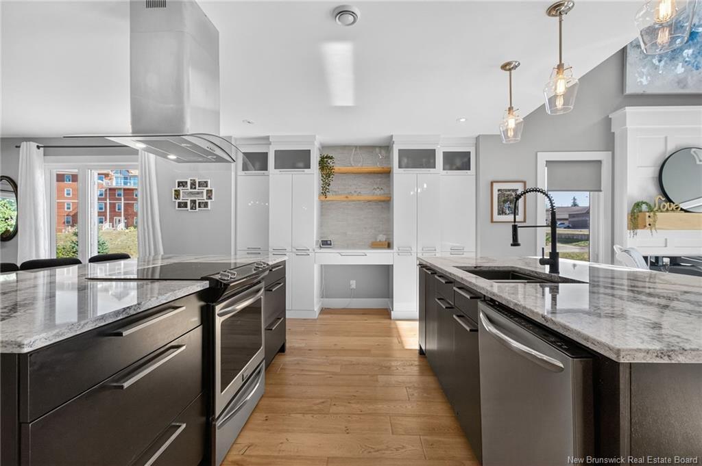 11 Samuel St, Dieppe, NB