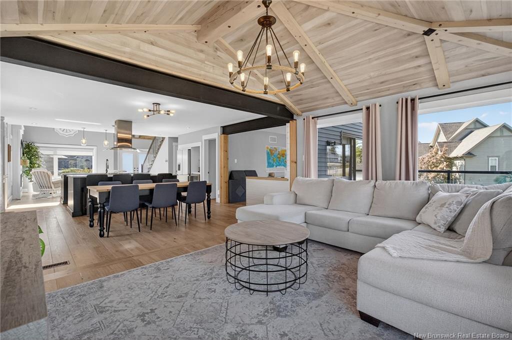 11 Samuel St, Dieppe, NB