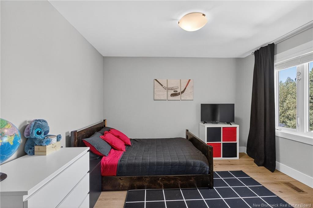 11 Samuel St, Dieppe, NB