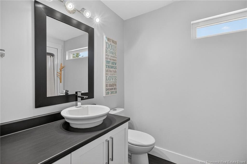 11 Samuel St, Dieppe, NB