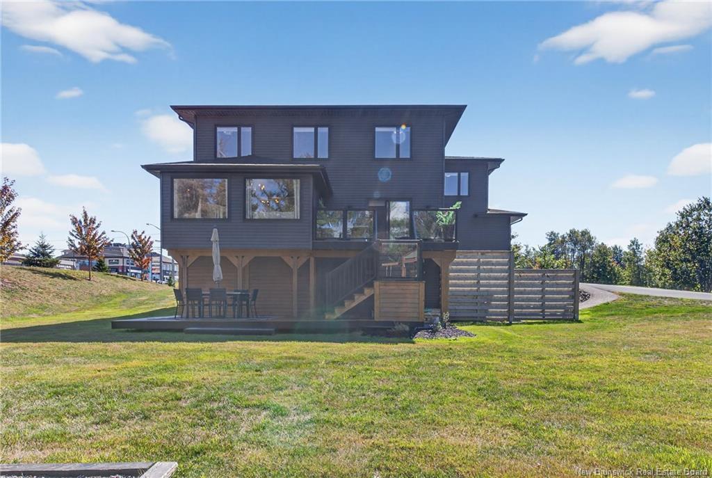 11 Samuel St, Dieppe, NB